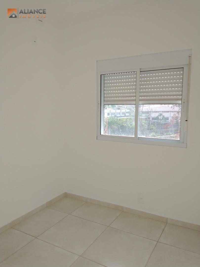 Apartamento à venda com 2 quartos, 44m² - Foto 8