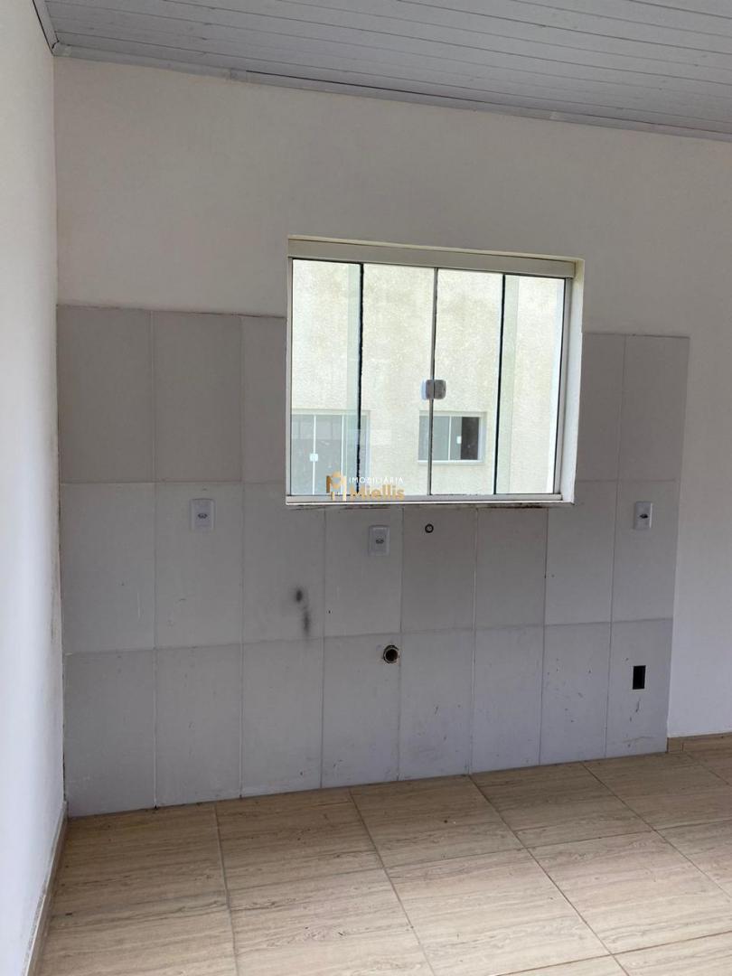Casa à venda com 2 quartos, 45m² - Foto 5