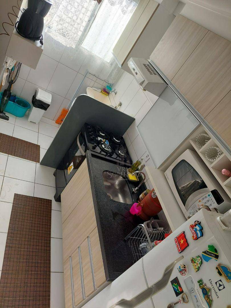 Apartamento à venda com 2 quartos, 48m² - Foto 4