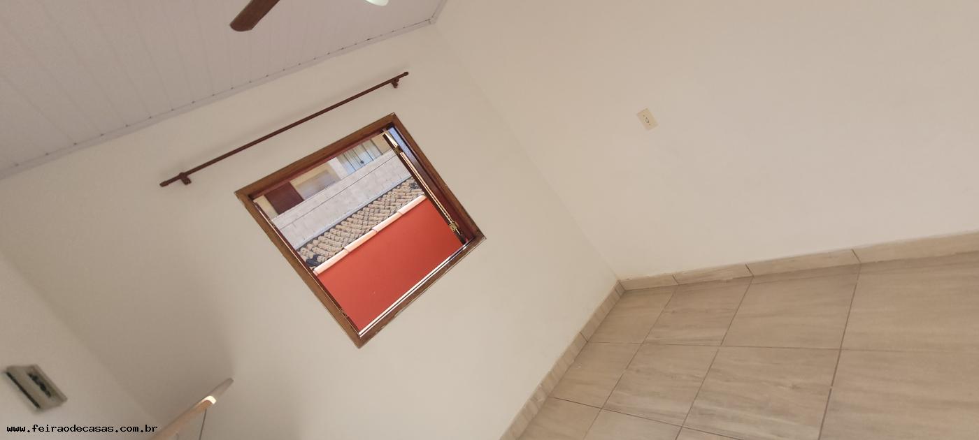 Sobrado à venda com 3 quartos, 180m² - Foto 13