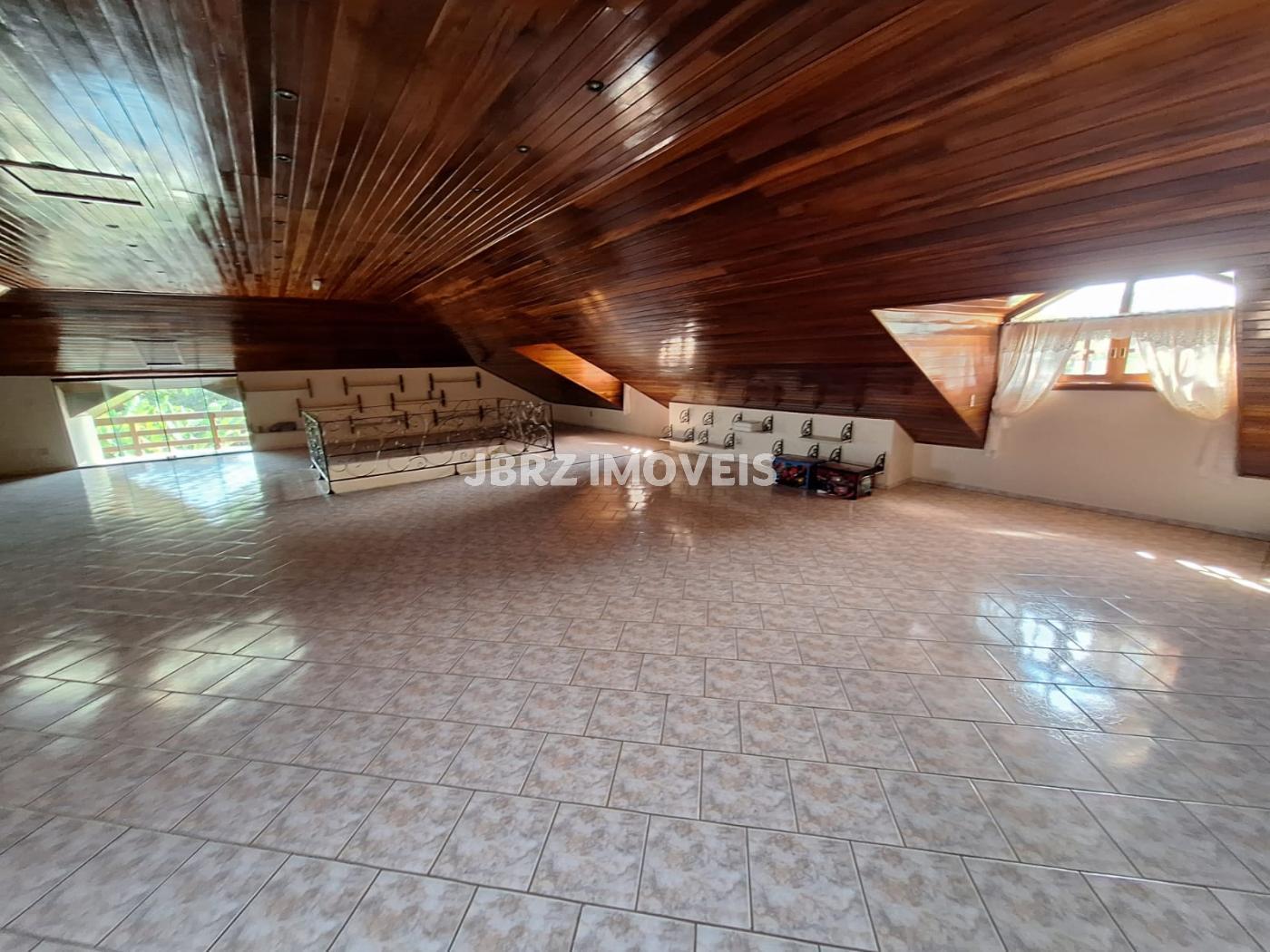 Fazenda à venda com 5 quartos, 2500m² - Foto 32