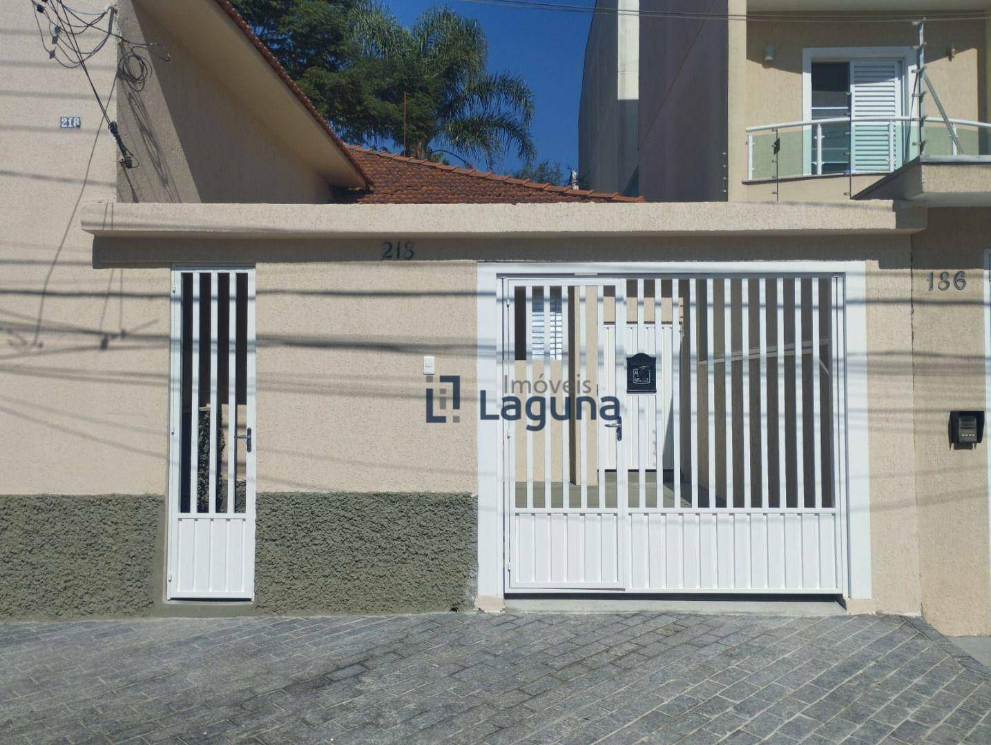 Casa para alugar com 2 quartos, 75m² - Foto 1