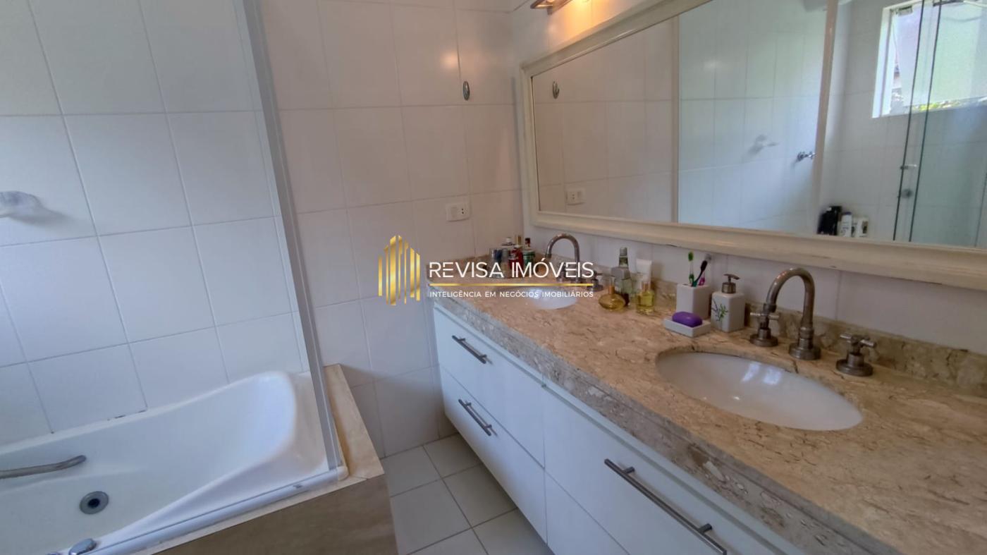 Casa para alugar com 4 quartos, 230m² - Foto 20