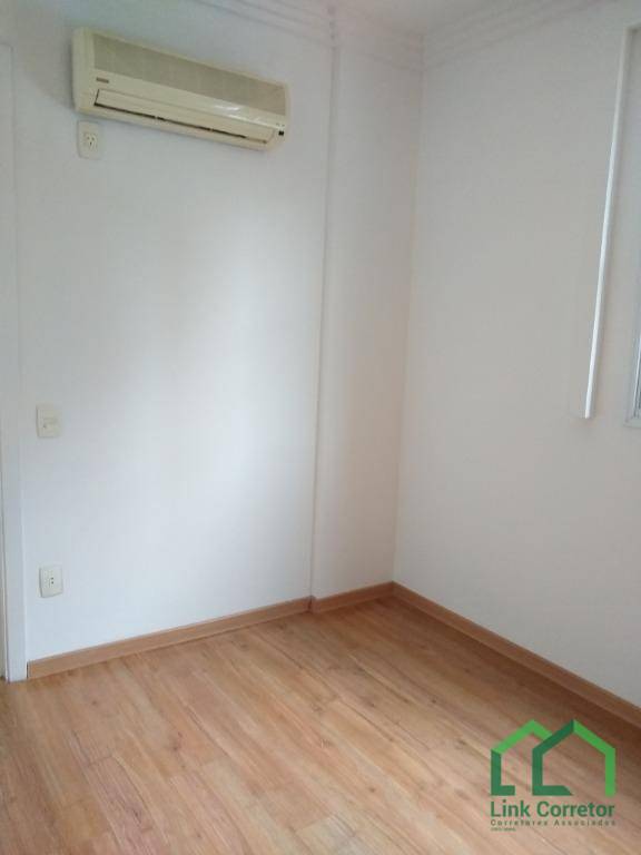 Apartamento à venda com 2 quartos, 70m² - Foto 23