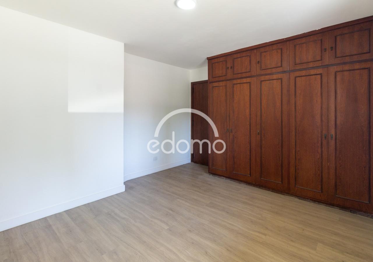 Prédio Inteiro para alugar, 240m² - Foto 18