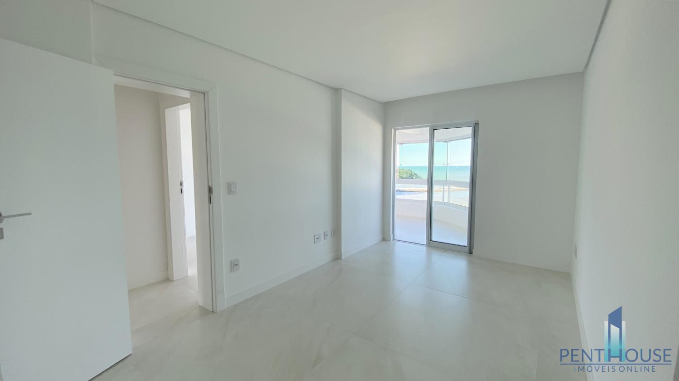 Apartamento à venda com 4 quartos, 145m² - Foto 18