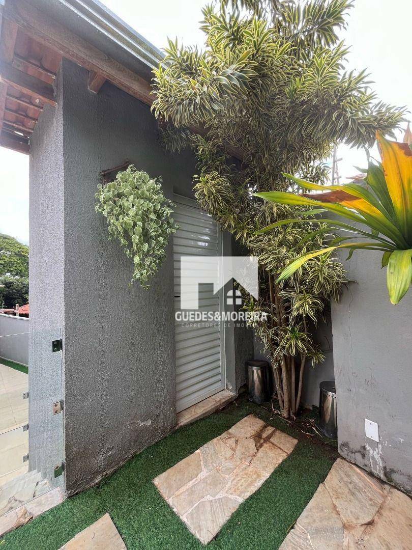 Casa à venda com 2 quartos, 128m² - Foto 35