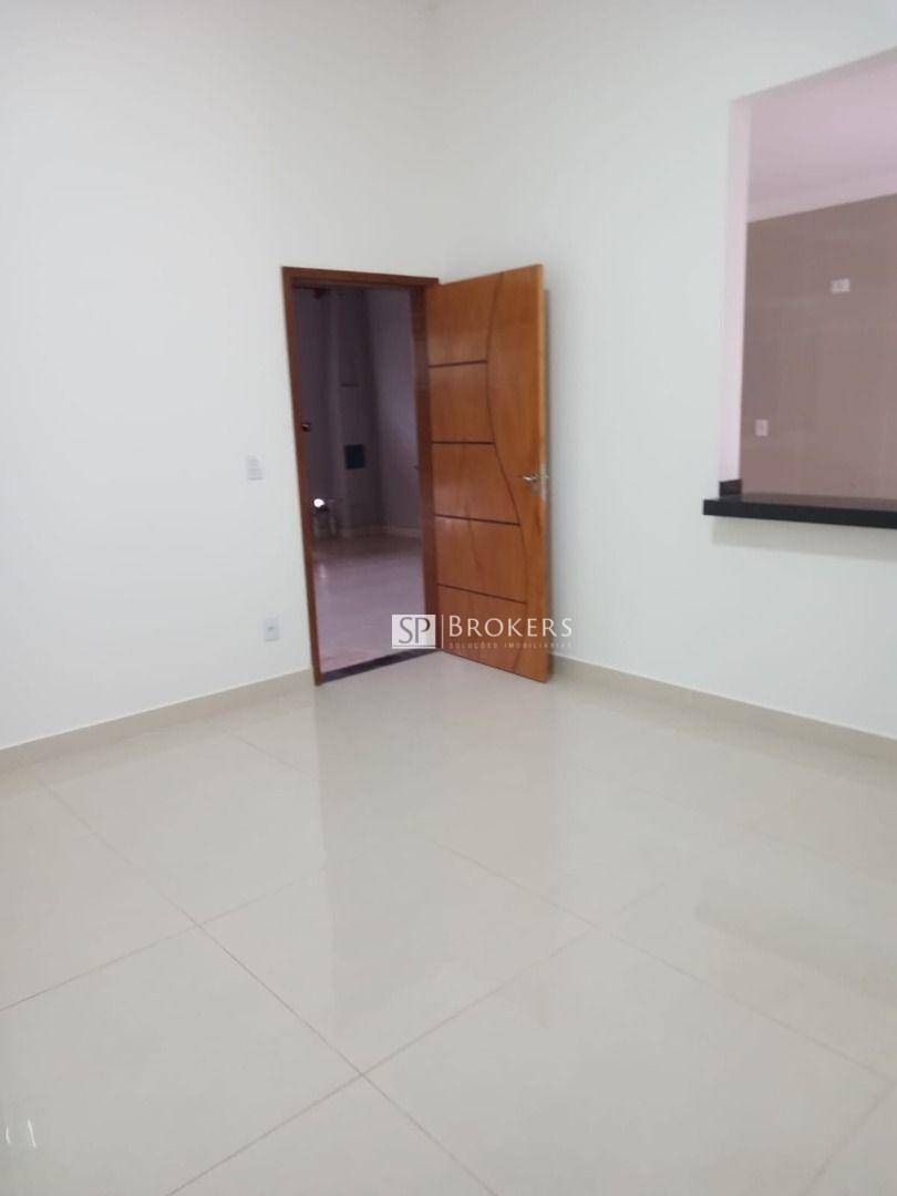 Casa à venda com 3 quartos, 125m² - Foto 2