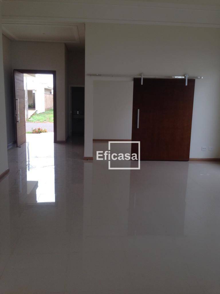 Casa de Condomínio à venda e aluguel com 3 quartos, 260m² - Foto 18