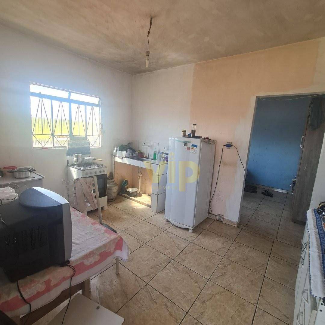 Casa à venda com 5 quartos, 155m² - Foto 6