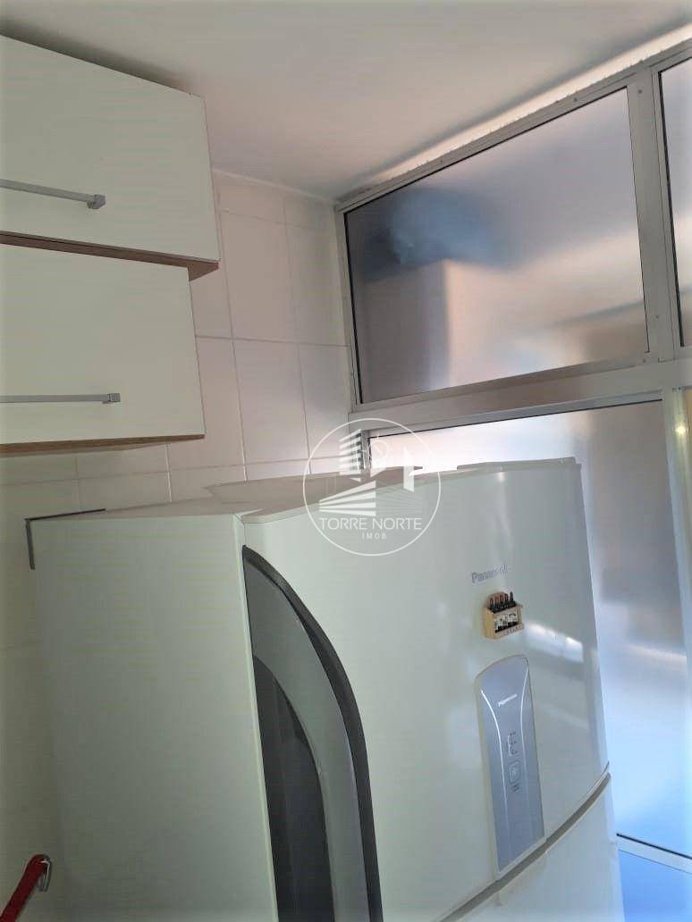 Apartamento à venda com 2 quartos, 55m² - Foto 10