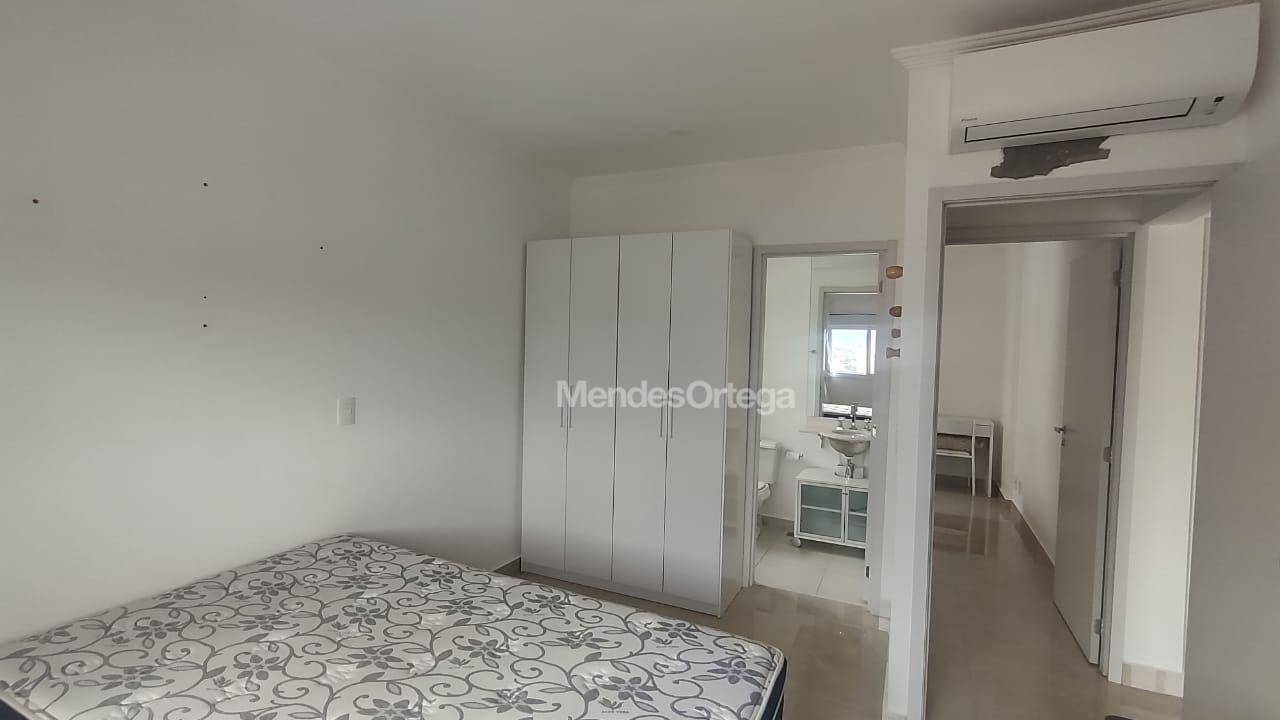 Apartamento para alugar com 3 quartos, 98m² - Foto 12