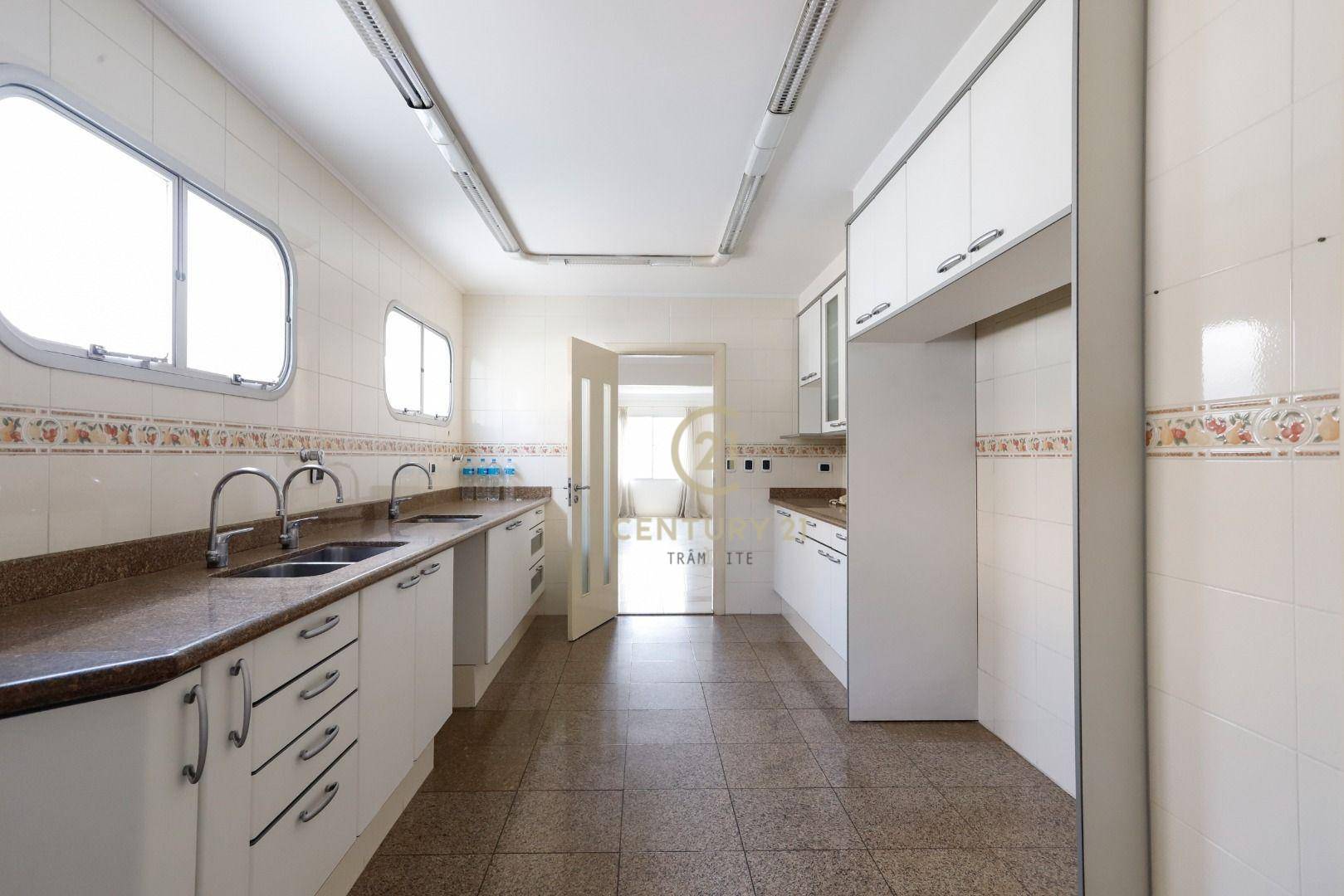 Apartamento para alugar com 4 quartos, 312m² - Foto 28