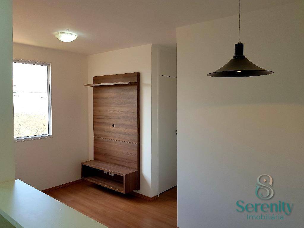 Apartamento para alugar com 2 quartos, 40m² - Foto 4