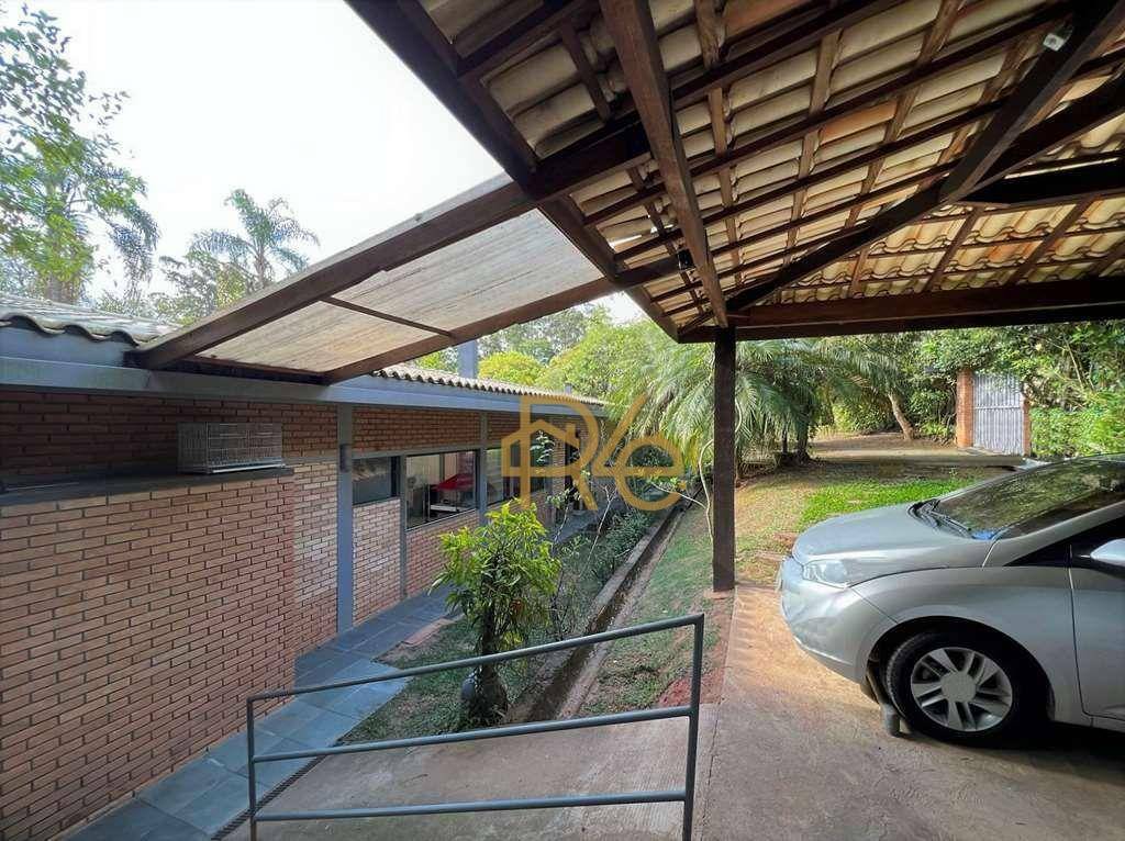 Casa de Condomínio à venda com 5 quartos, 382m² - Foto 5