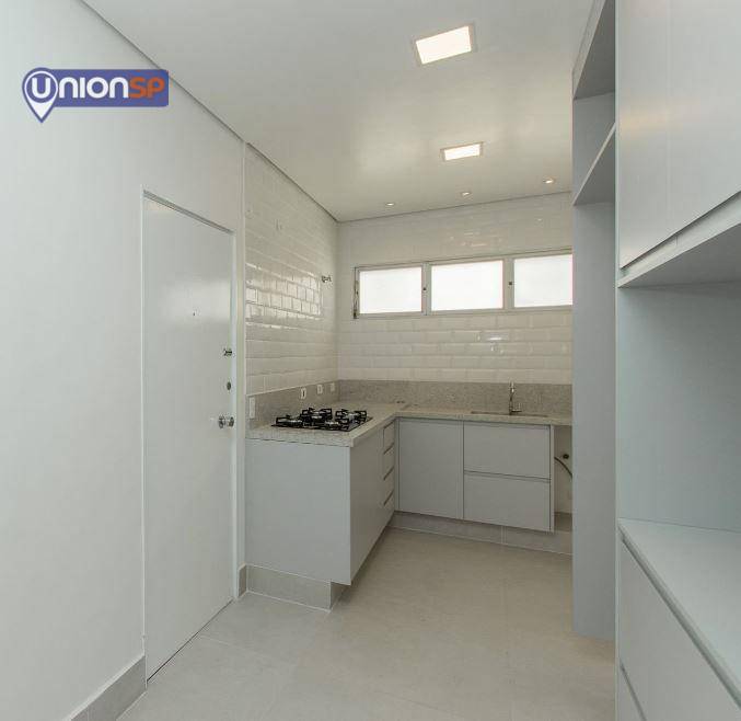 Apartamento à venda com 3 quartos, 147m² - Foto 17