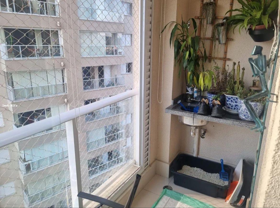 Apartamento à venda com 2 quartos, 62m² - Foto 3