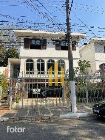 Sobrado à venda e aluguel com 4 quartos, 300m² - Foto 1