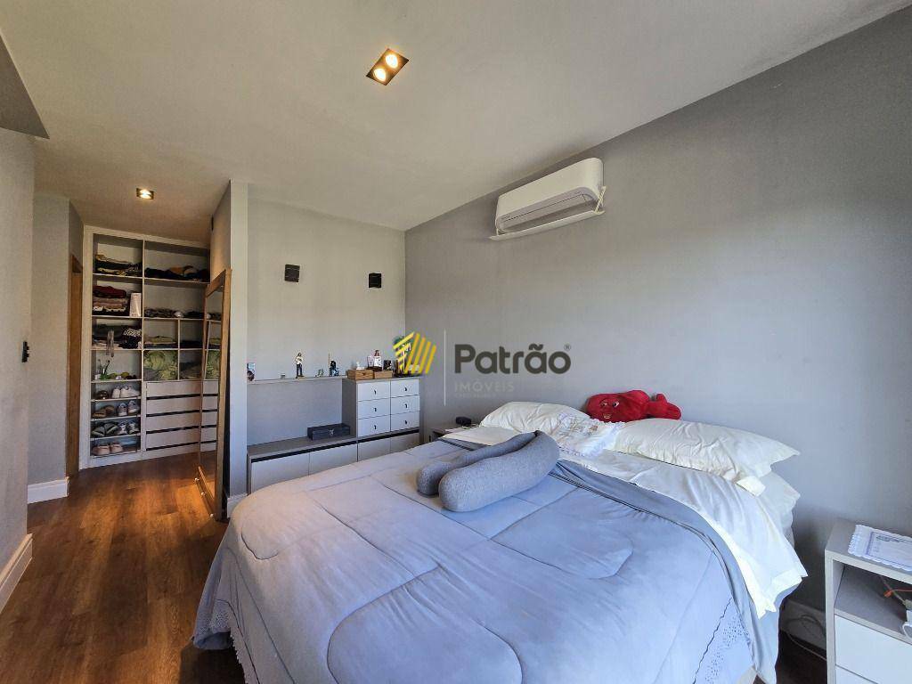 Casa de Condomínio à venda com 3 quartos, 435m² - Foto 24
