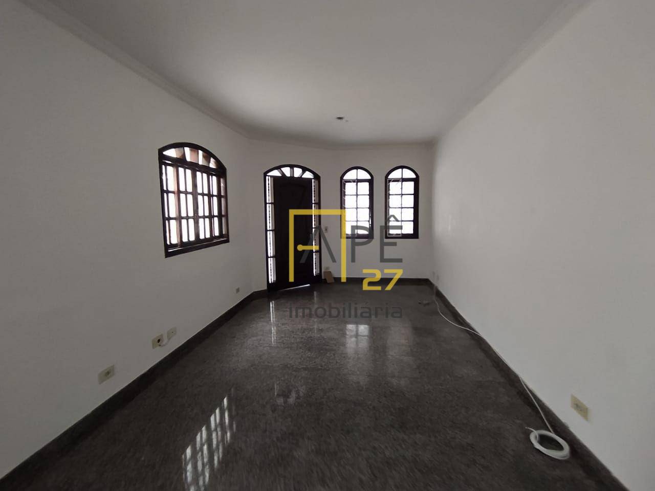 Sobrado para alugar com 3 quartos, 250m² - Foto 11