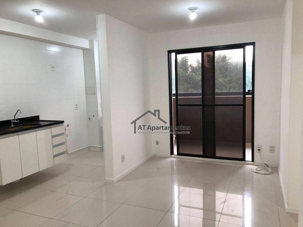 Apartamento para alugar com 3 quartos, 70m² - Foto 1