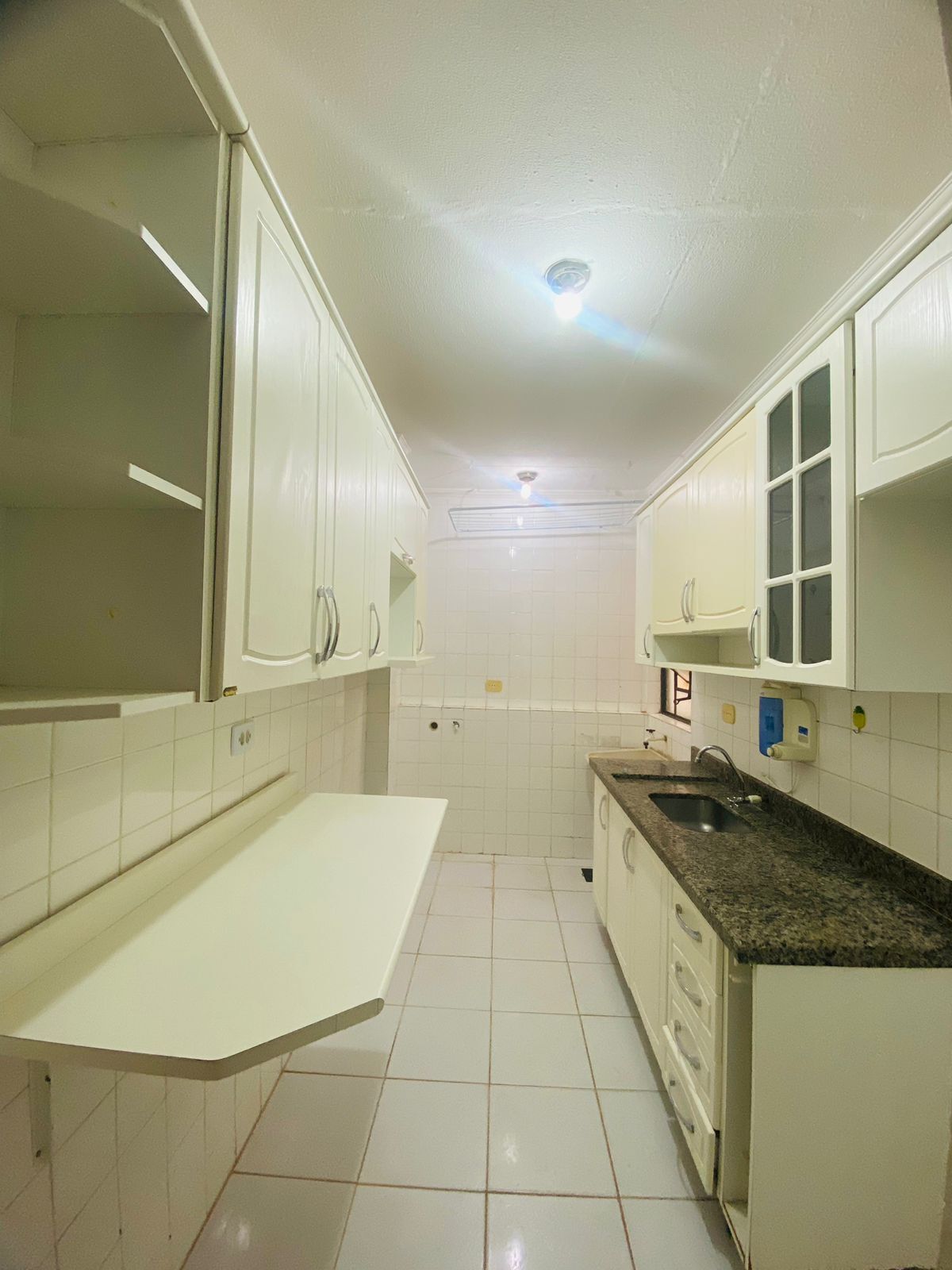 Apartamento para alugar com 2 quartos, 56m² - Foto 3