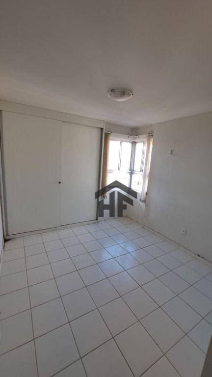 Apartamento à venda com 2 quartos, 75m² - Foto 7