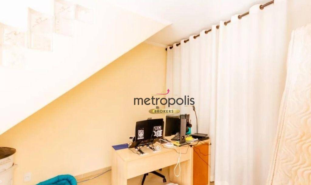 Casa à venda com 3 quartos, 241m² - Foto 41