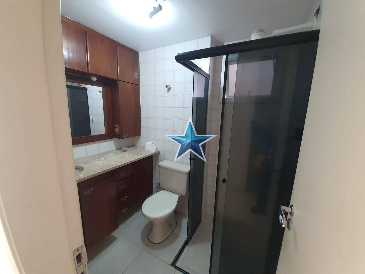 Apartamento para alugar com 4 quartos, 90m² - Foto 12