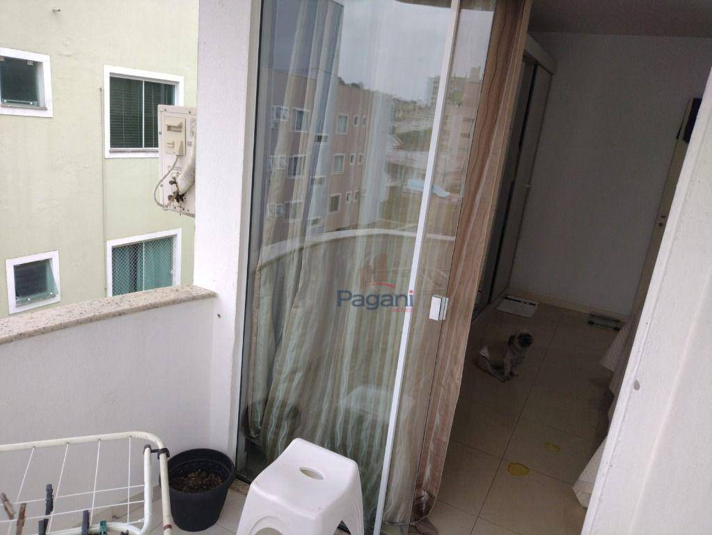 Apartamento à venda com 3 quartos, 82m² - Foto 18