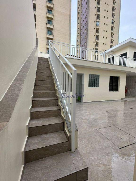 Casa à venda com 4 quartos, 300m² - Foto 8