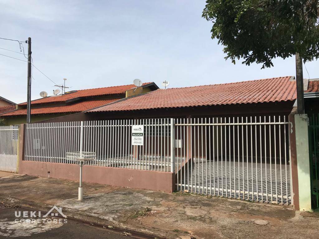 Casa para alugar com 3 quartos, 120m² - Foto 1