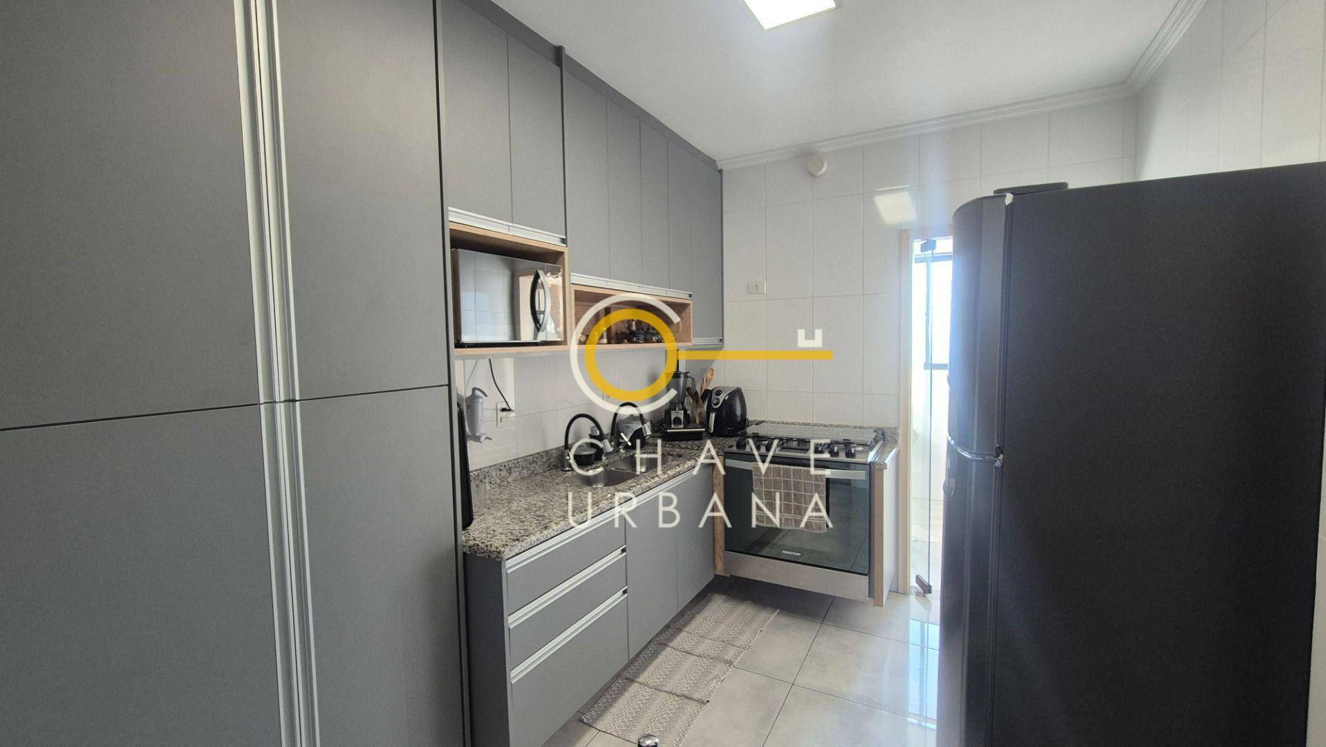 Apartamento à venda com 3 quartos, 107m² - Foto 22