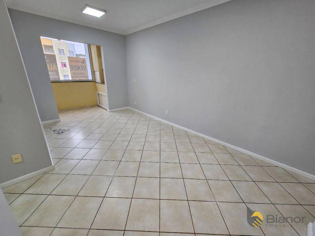 Apartamento à venda e aluguel com 3 quartos, 78m² - Foto 4