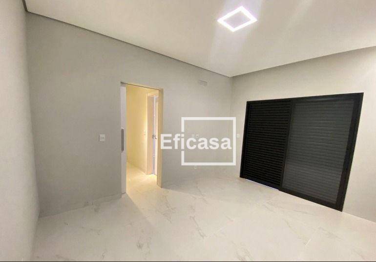 Casa de Condomínio à venda com 3 quartos, 221m² - Foto 4