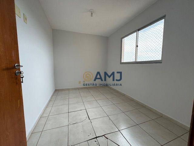 Apartamento à venda com 2 quartos, 62m² - Foto 11