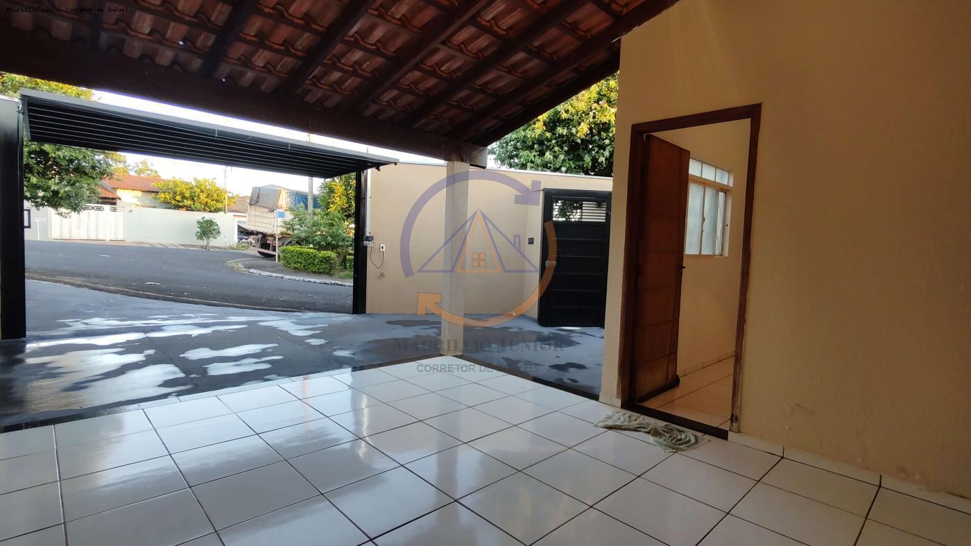 Casa à venda com 2 quartos, 225m² - Foto 7