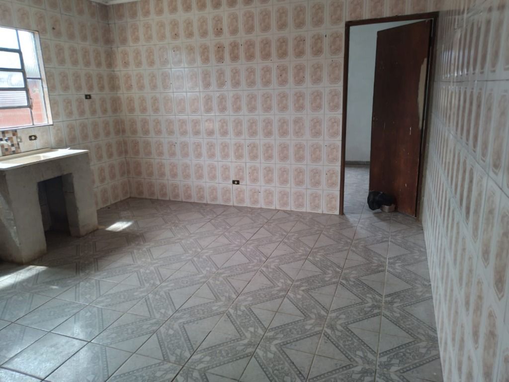 Casa à venda com 2 quartos, 130m² - Foto 5