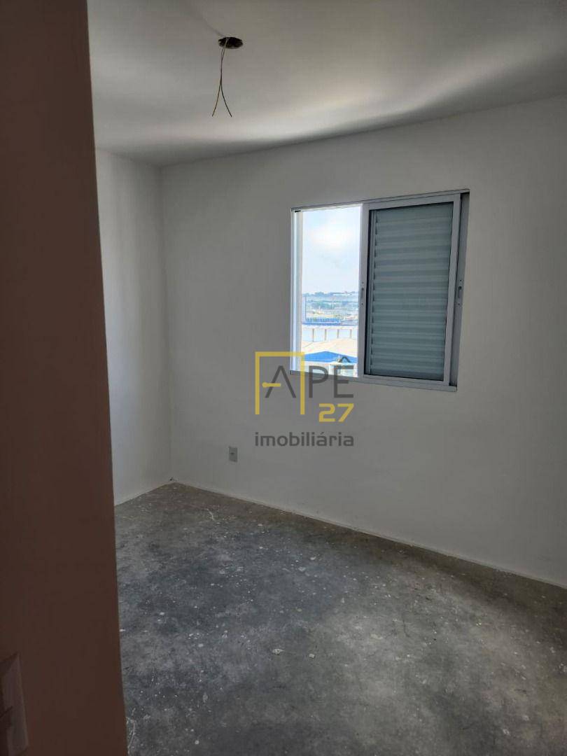 Apartamento à venda com 2 quartos, 58m² - Foto 3