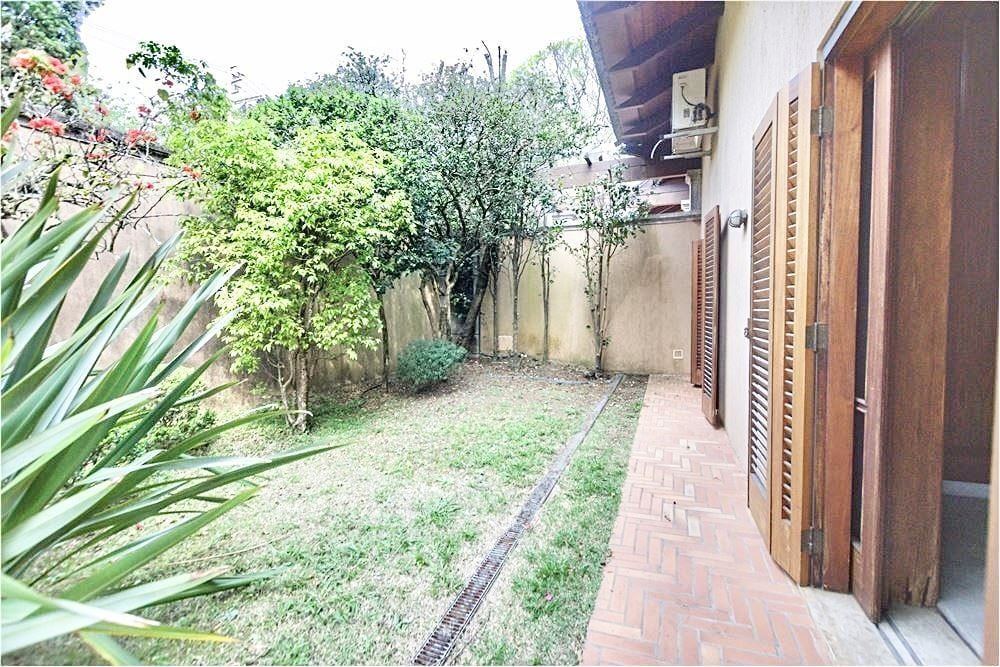 Casa de Condomínio à venda com 4 quartos, 750m² - Foto 11