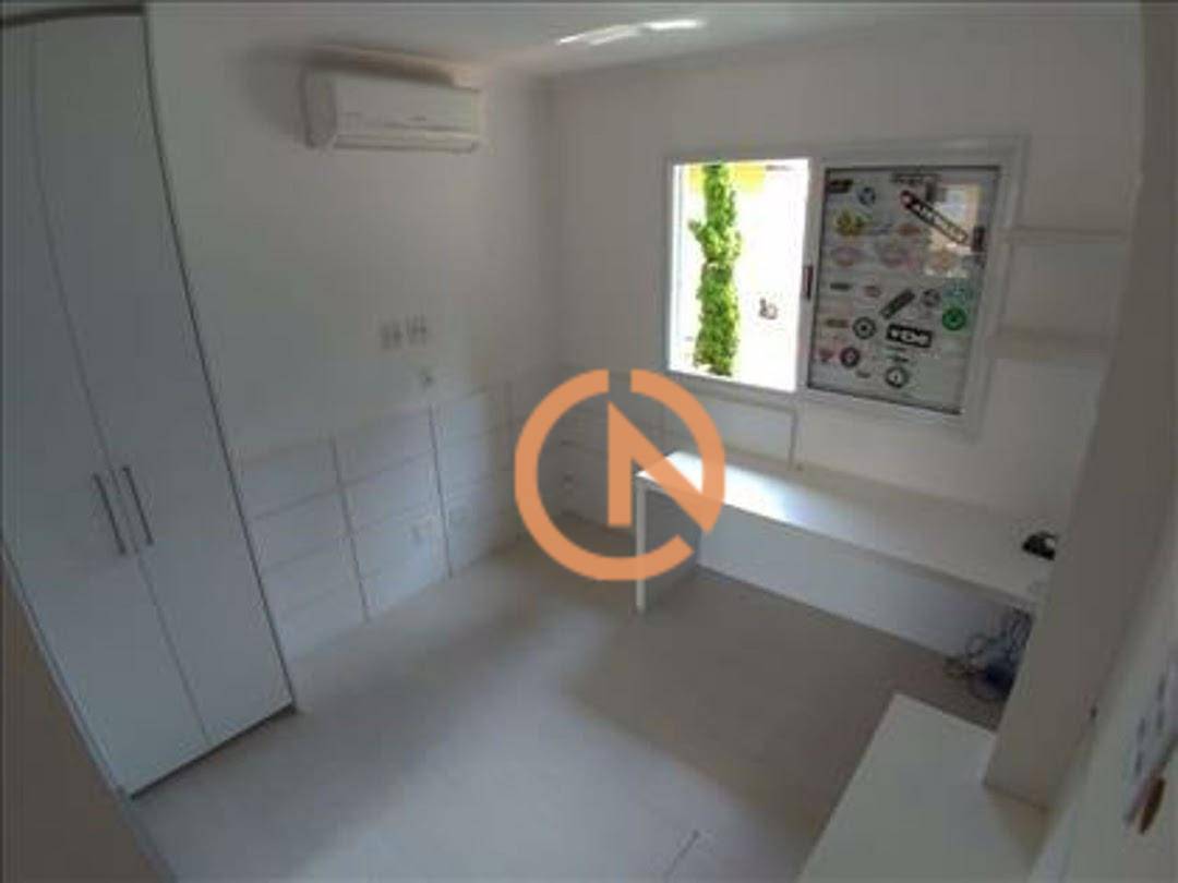 Casa à venda com 4 quartos, 217m² - Foto 9
