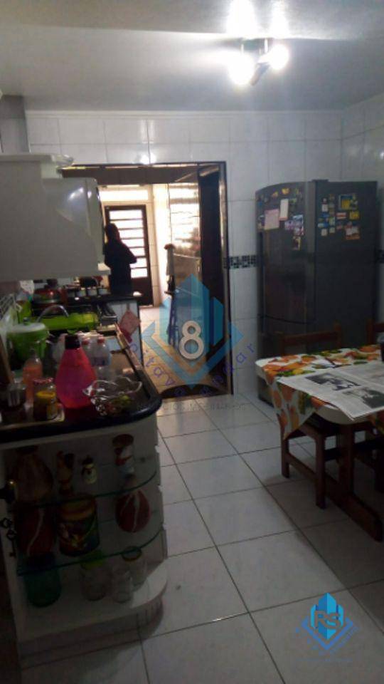 Sobrado à venda com 2 quartos, 121m² - Foto 12