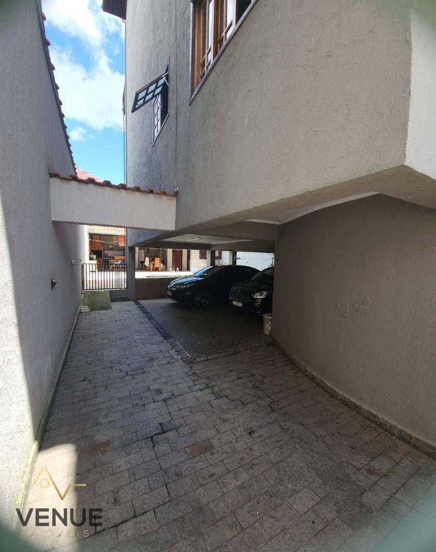 Casa à venda com 5 quartos, 300m² - Foto 6