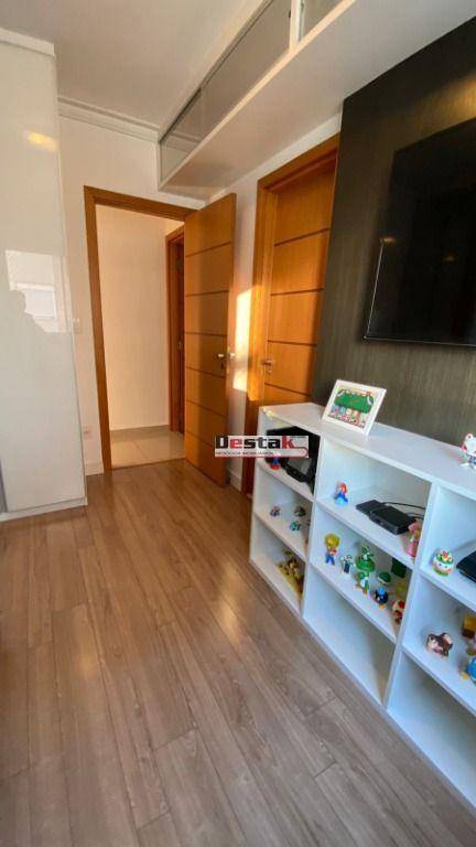 Apartamento à venda com 3 quartos, 138m² - Foto 30