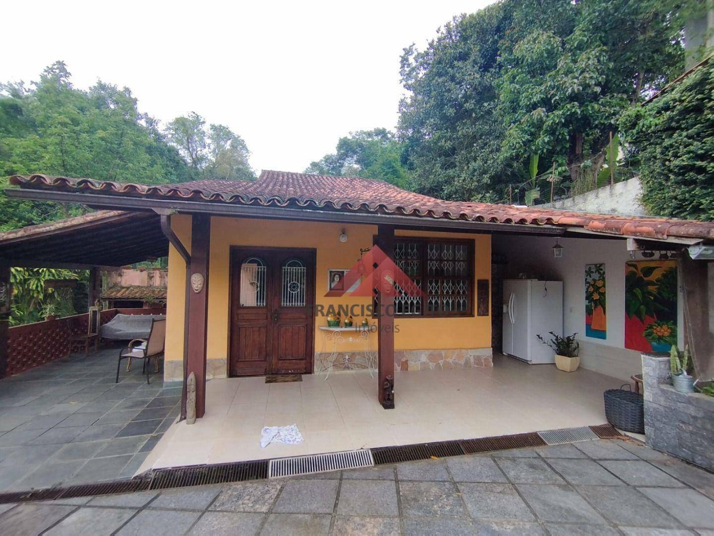 Casa para alugar com 4 quartos, 100m² - Foto 2