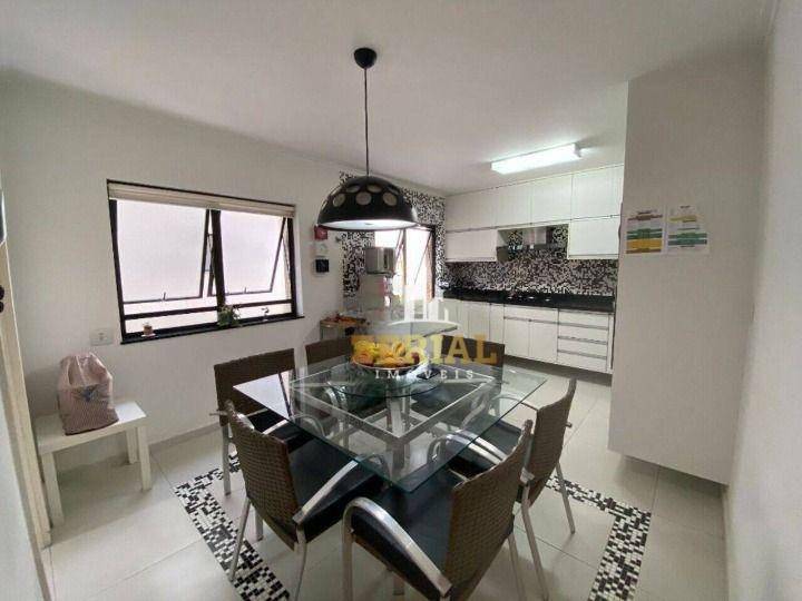 Apartamento à venda com 3 quartos, 145m² - Foto 8