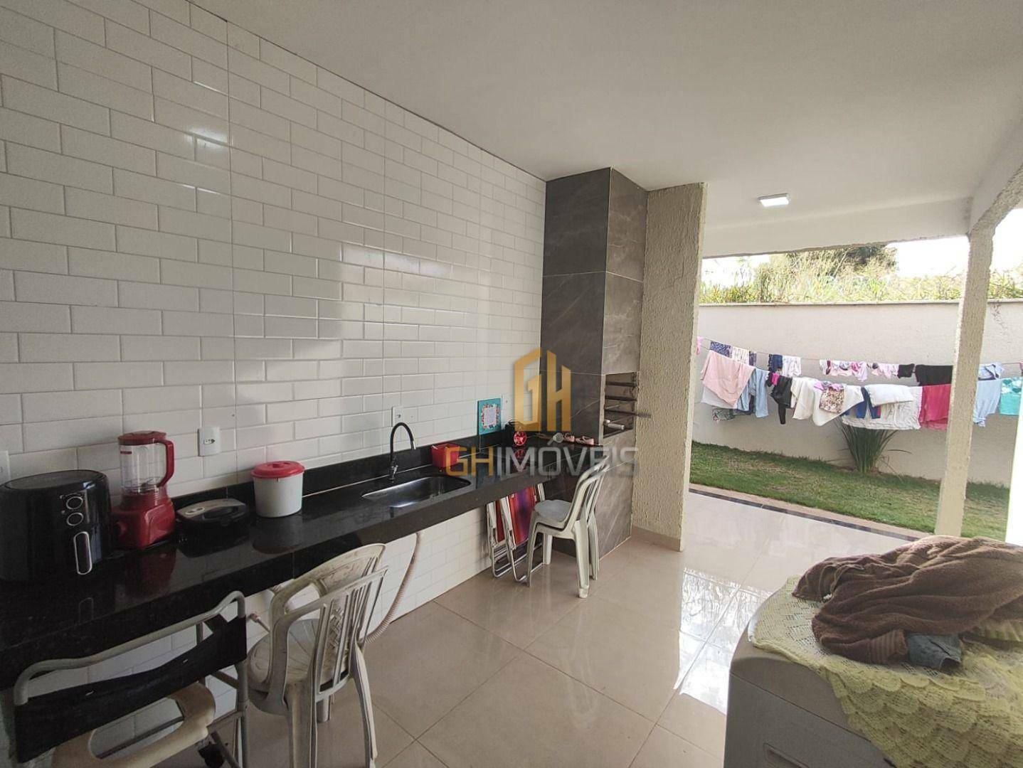 Casa à venda com 3 quartos, 111m² - Foto 14