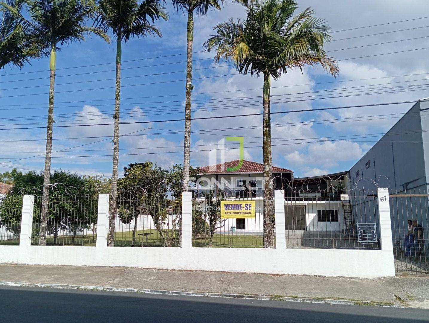 Casa à venda com 4 quartos, 240m² - Foto 47