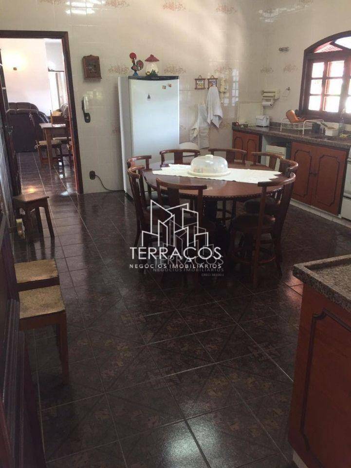 Casa de Condomínio à venda com 6 quartos, 550m² - Foto 10