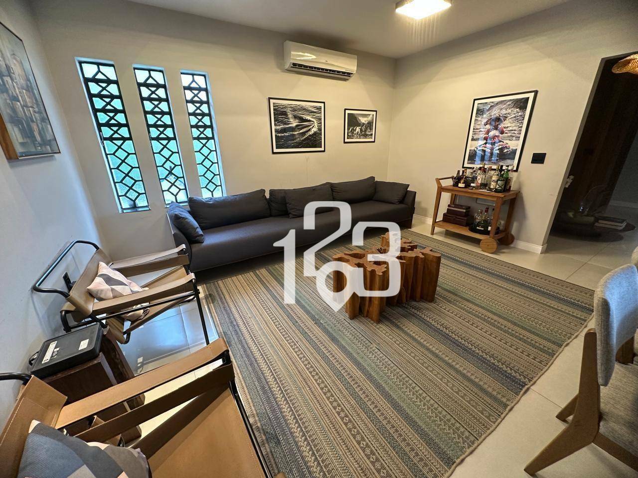 Casa à venda com 3 quartos, 210m² - Foto 5